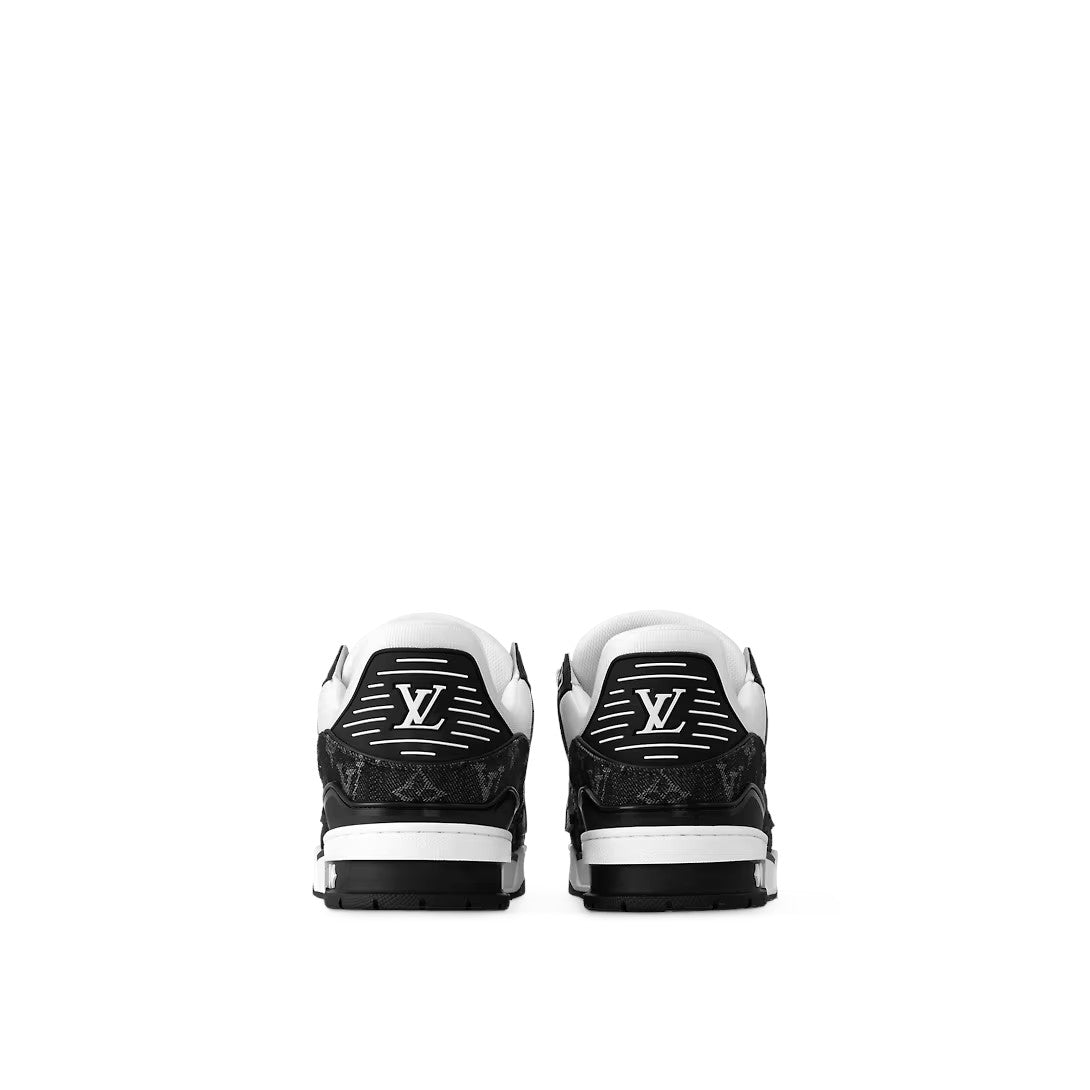 Louis Vuitton Trainers - Black & White